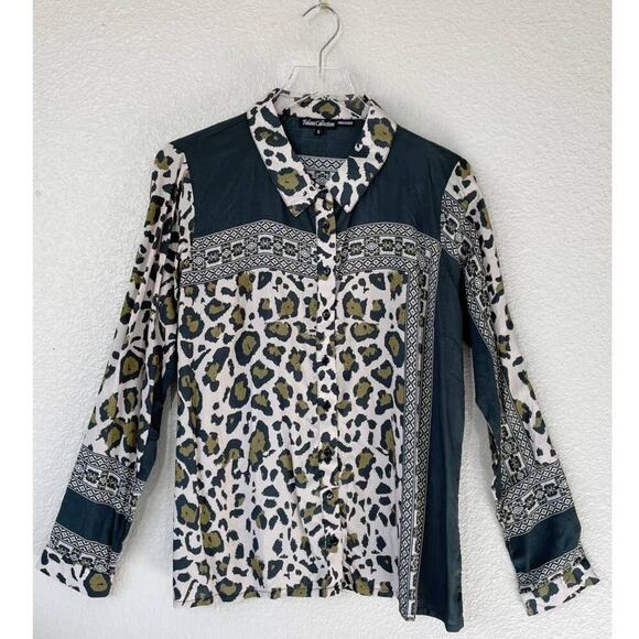 Tolani Collection Button Up Animal Print Shirt Women’s Small Multicolor - Picture 10 of 12